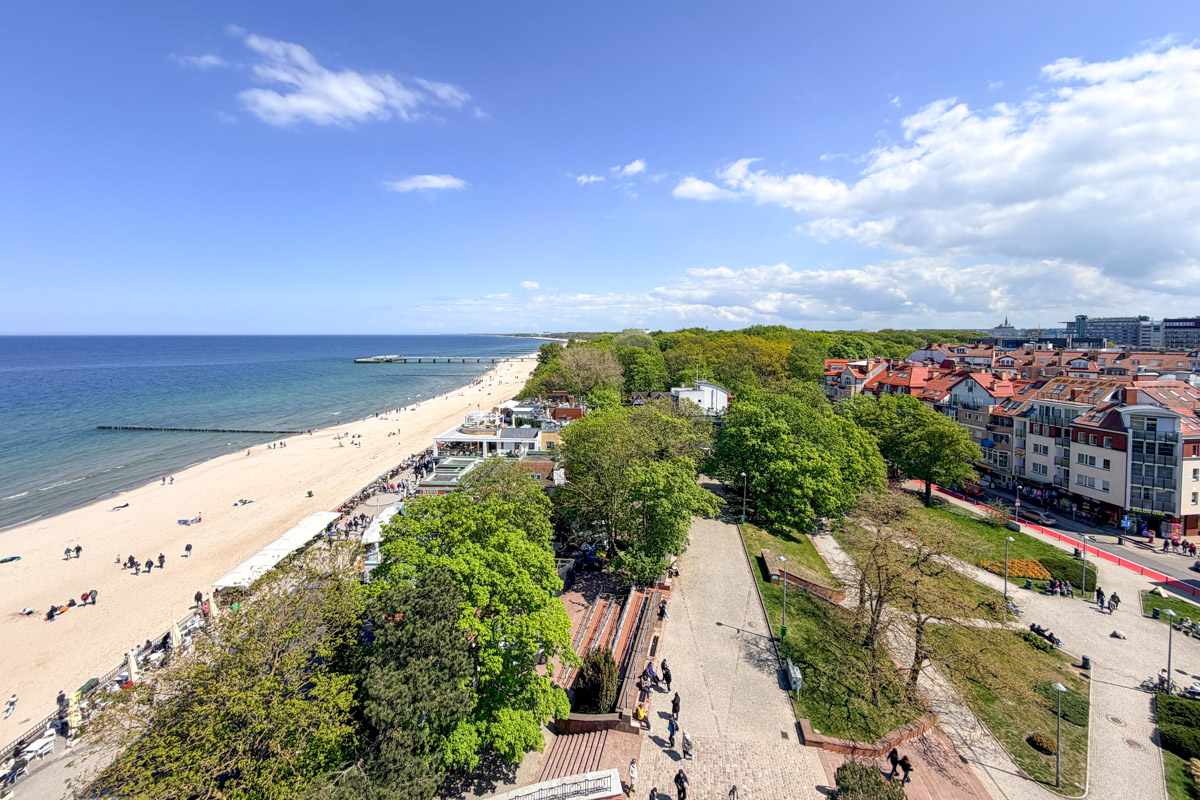 Widok na latarnie morską - Kołobrzeg