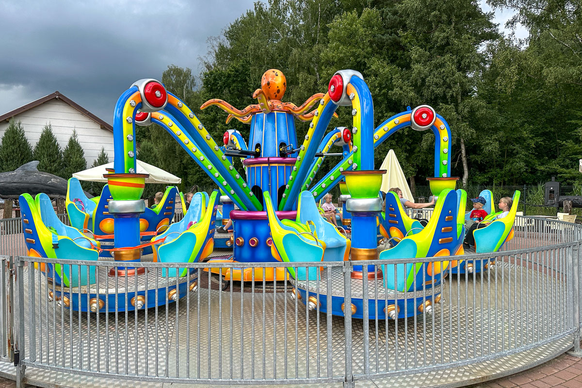 Atrakcje w Sea Parku raczej nie zachwycą miłośników roller coasterów z prawdziwego zdarzenia