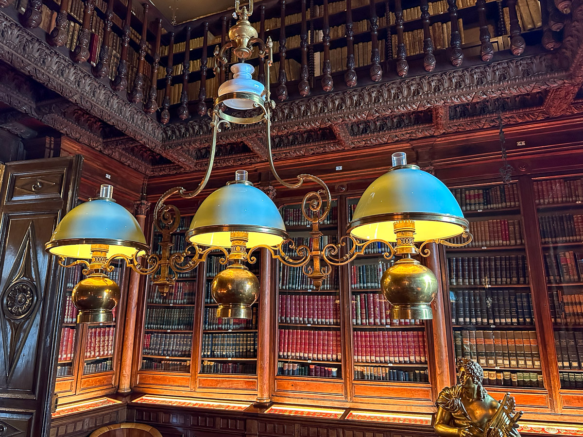 Biblioteka