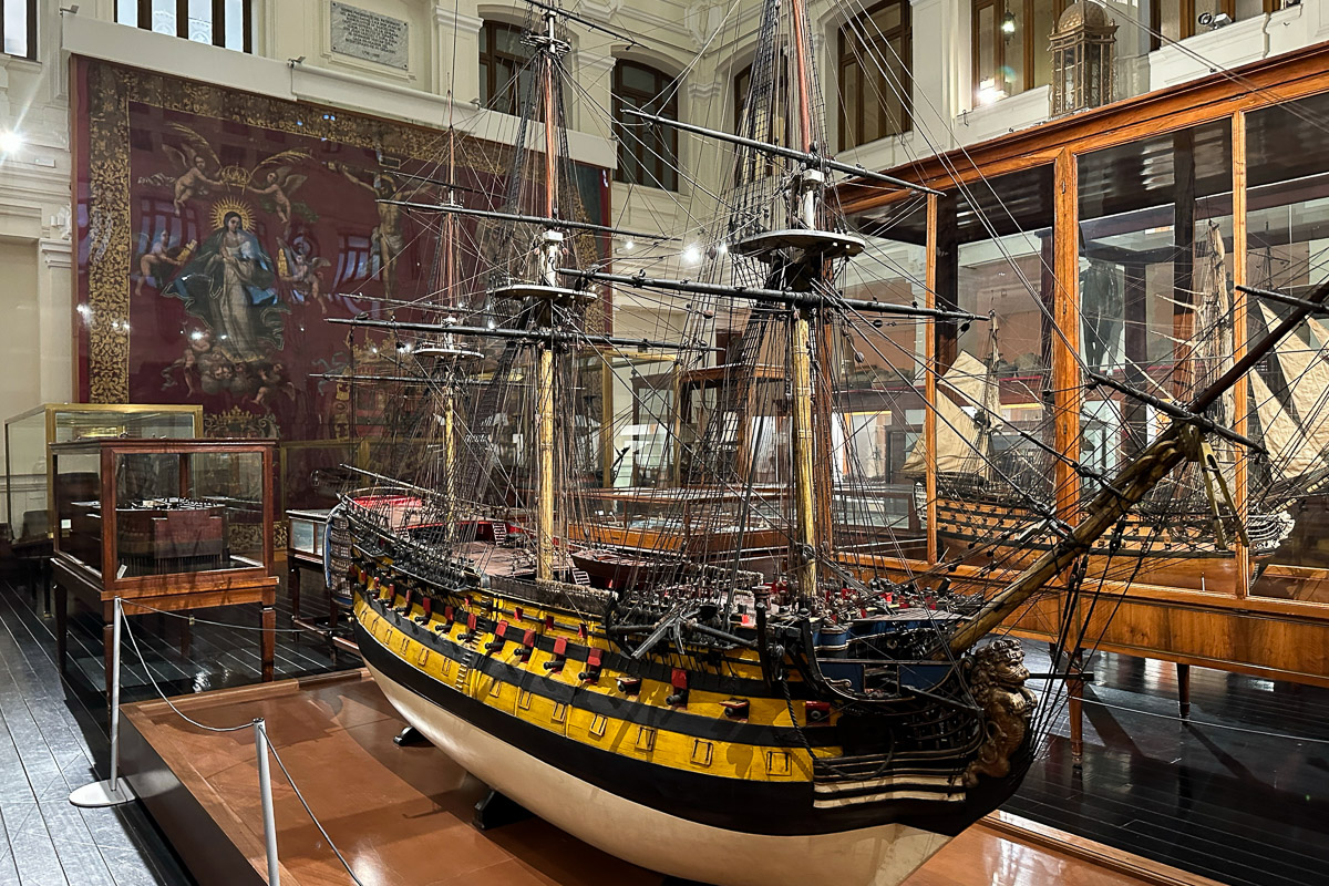 Modele statków w Muzeum Morskim w Madrycie