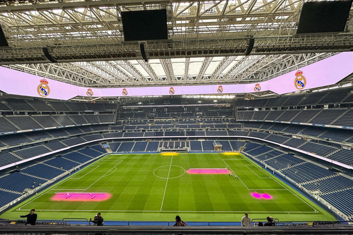 Podczas zwiedzania stadionu Realu Madryt