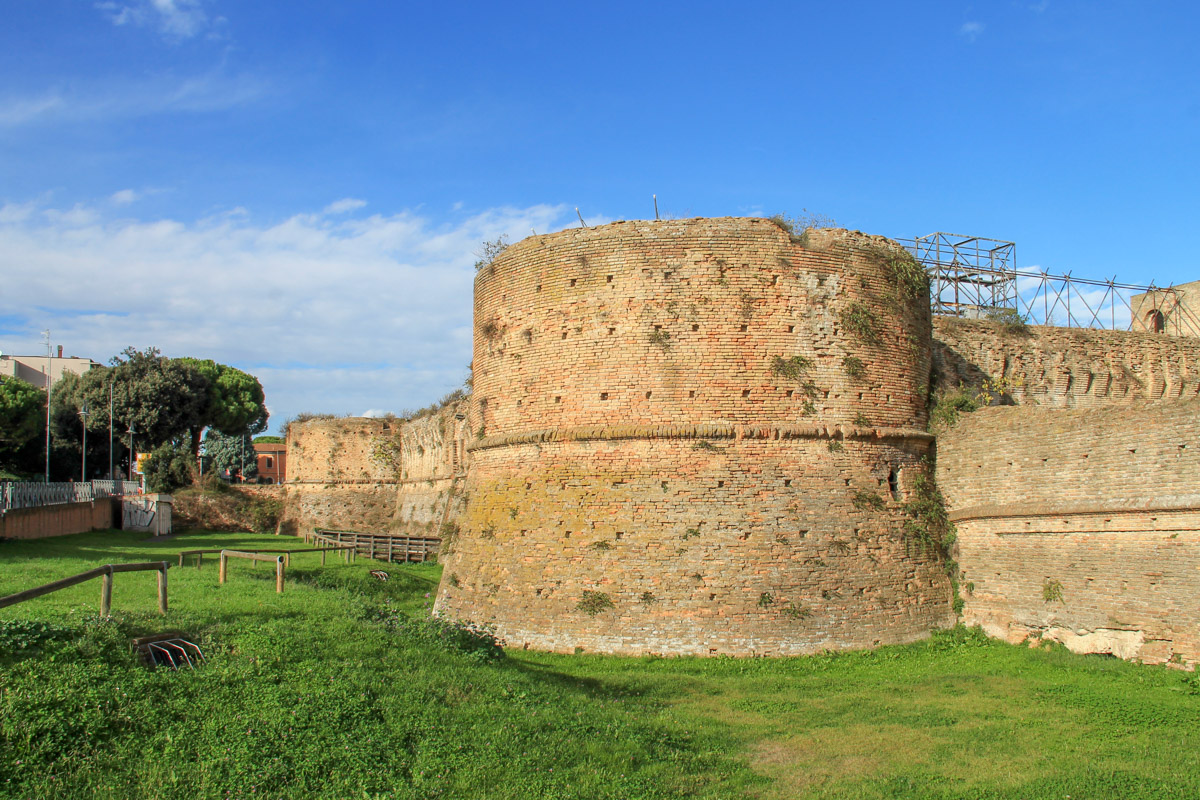 Rocca Brancaleone - ruiny weneckiej twierdzy w Rawennie