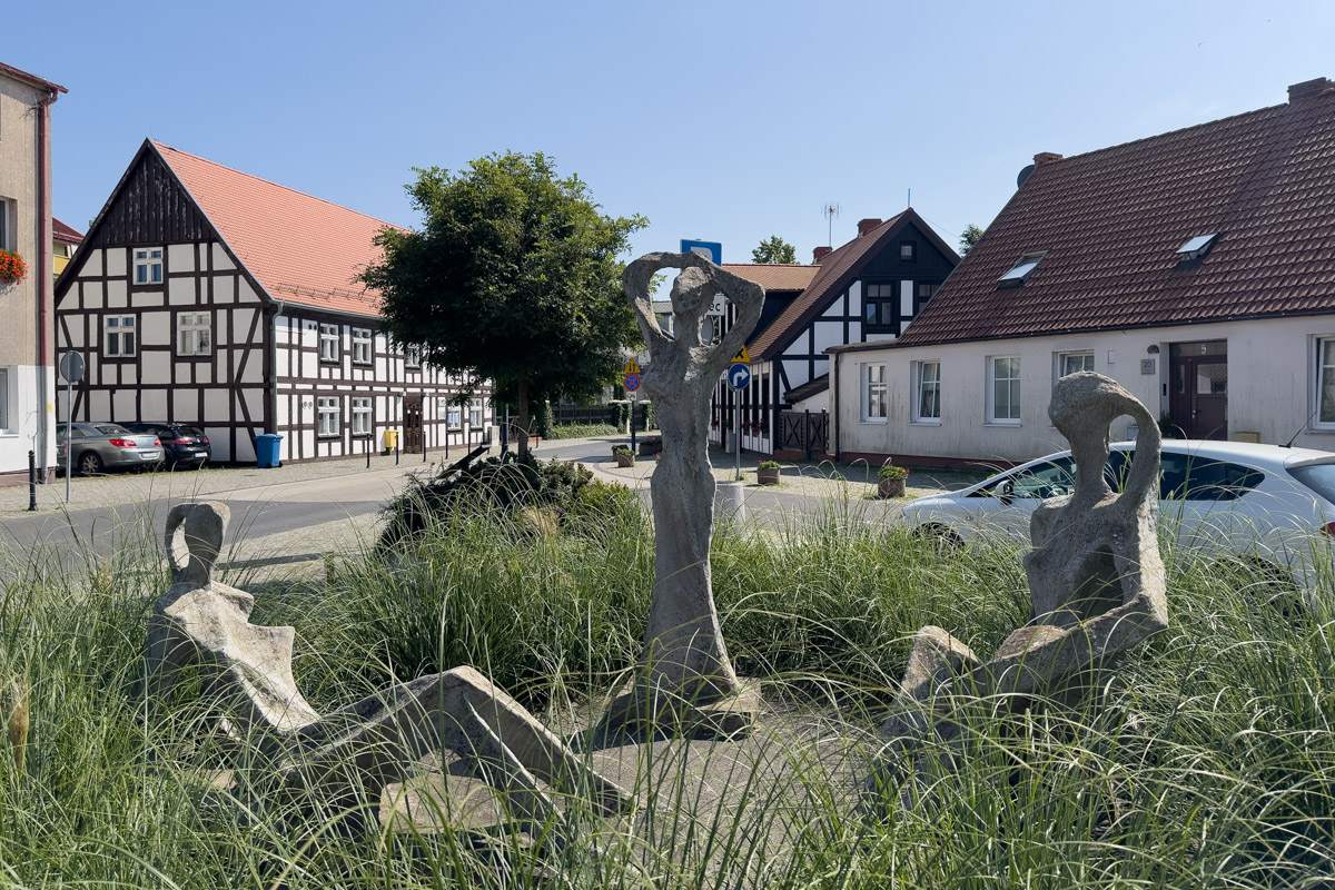 Ustka - Skwer Trzech Gracji