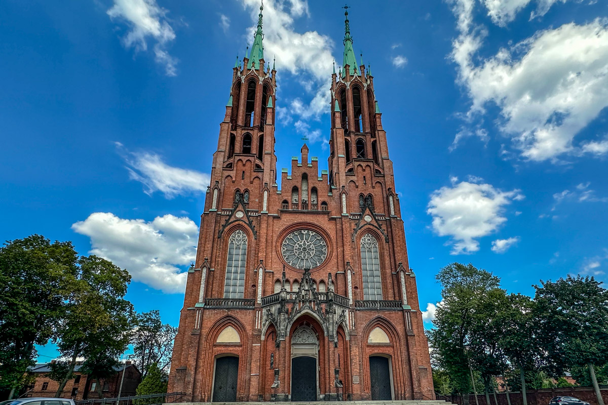 Kościół pw. Matki Bożej Pocieszenia - Żyrardów