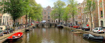 Kanały w Amsterdamie