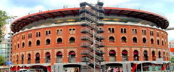 Arenas de Barcelona - dawna arena byków zamieniona w centrum handlowe