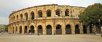 Arena w Nîmes - najlepiej zachowany rzymski amfiteatr na świecie