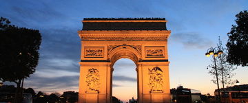 Łuk Triumfalny w Paryżu - historia, ciekawostki i informacje praktyczne.