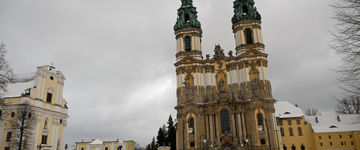 Opactwo pocysterskie w Krzeszowie: zwiedzanie historycznego kompleksu