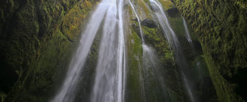 Wodospad Gljúfrabúi (Islandia) - wodospad ukryty w wąskim kanionie