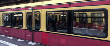 Komunikacja miejska w Berlinie: metro, bilety, autobusy