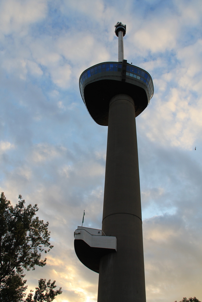Wieża Euromast w Rotterdamie