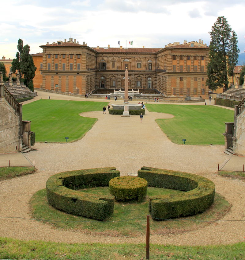 Widok na Palazzo Pitti z ogrodów Boboli