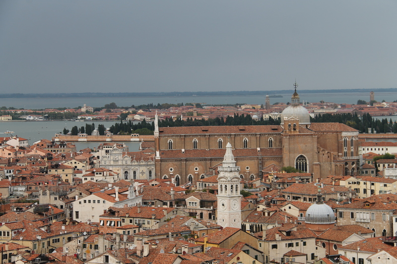 Dzwonnica św Marka - widok na Wenecje