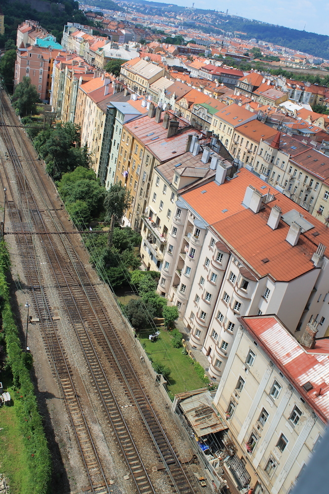 Widok z mostu samobójców w Pradze