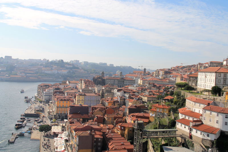 Widok na Porto z mostu Ponte Dom Luis I 