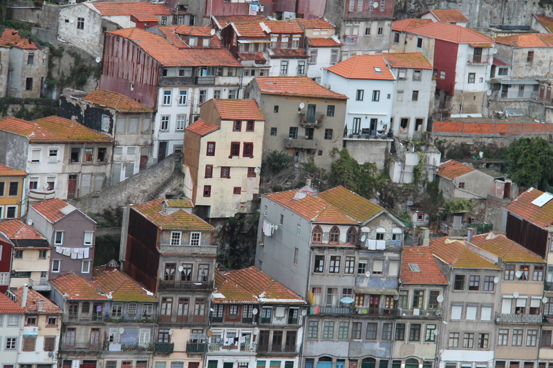 Porto - widok z placu Mosteiro da Serra do Pilar