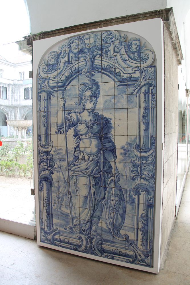 !Atena - wykonana z azulejos - muzeum Azulejo - Lizbona
