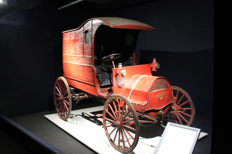 CHASE HIGHWHEELER DELIVERY VAN 1908 - Louwman Museum (Haga)