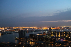 Widok z wieży widokowej Euromast w Rotterdamie