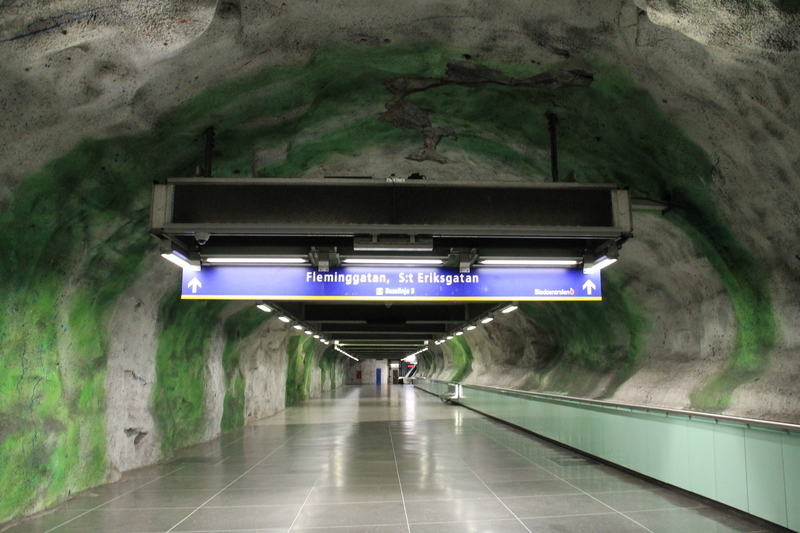!stacja metra Fridhemsplan w Sztokholmie