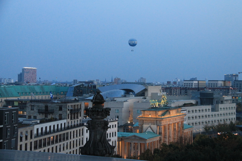 Widok z Reichstagu na Berlin
