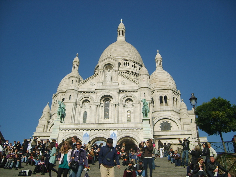 Widok na Bazylikę Sacre Coerr w Paryżu