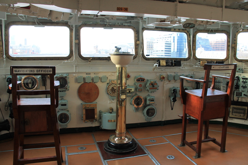 Londyn - zwiedzanie krążownika HMS Belfast - miejsce kapitana i oficera nawigatora