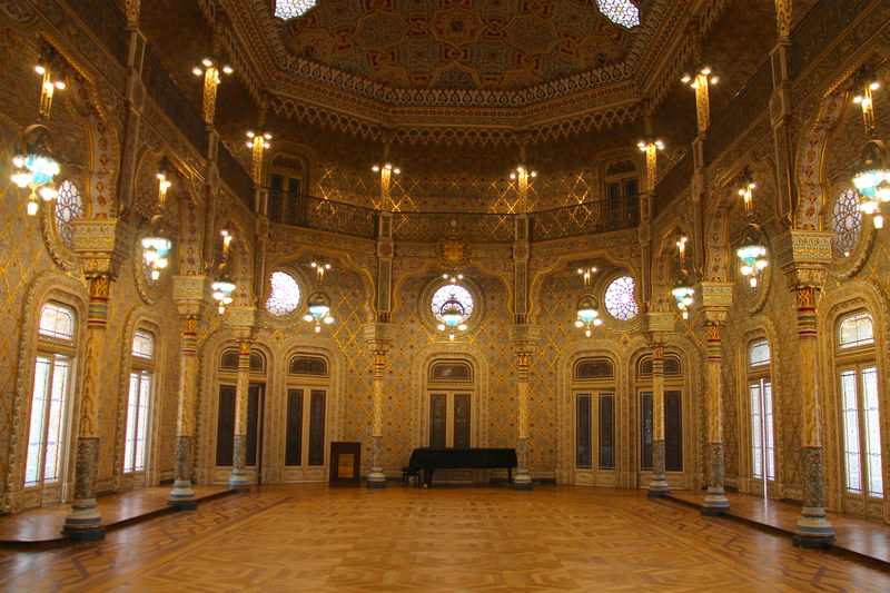!Sala Arabska (Salao Árabe) w Pałacu Giełdy (Palácio da Bolsa)w Porto
