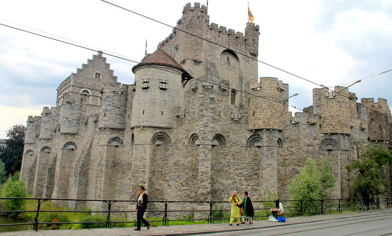 Zamek Gravensteen w Gandawie