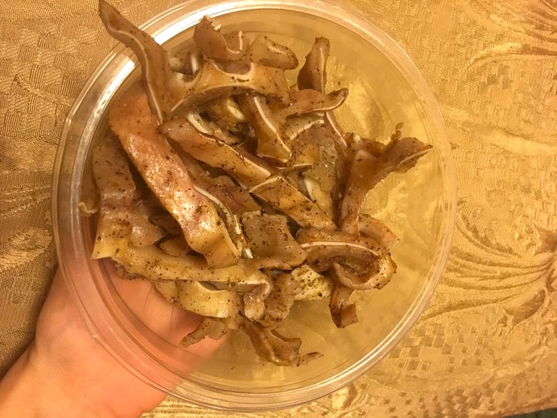 !Świńskie uszy z przyprawami - specjalność kuchni wileńskiej