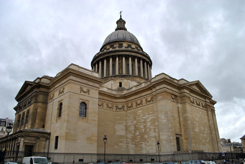 Panteon w Paryżu - Dzielnica Łacińska