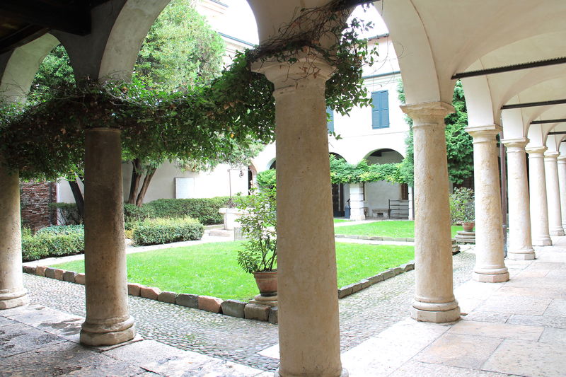 zwiedzanie muzeum - Tomba di Giulietta - w Weronie