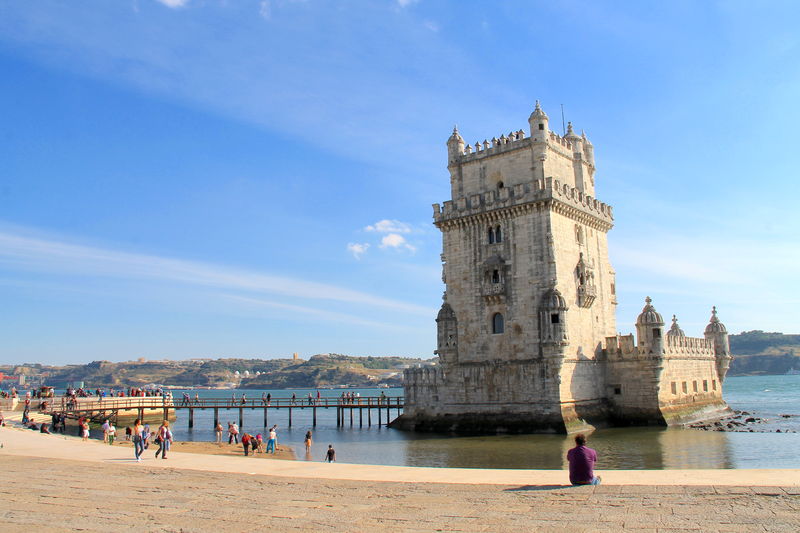 !Widok na wieże - Torre de Belem w Lizbonie