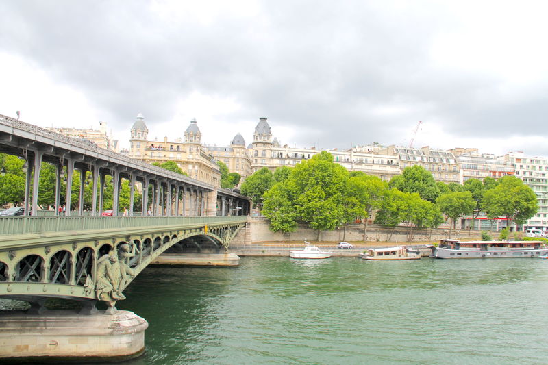 Most Bir-Hakeim w Paryżu