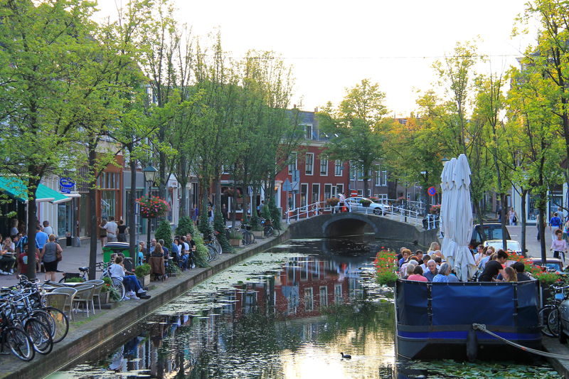 Urokliwe kanały Delft