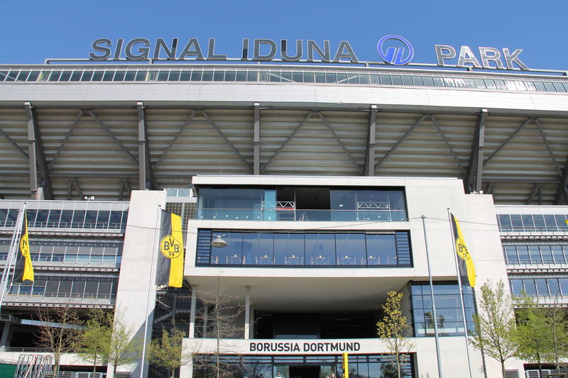Fasada stadionu Borussi Dortmund