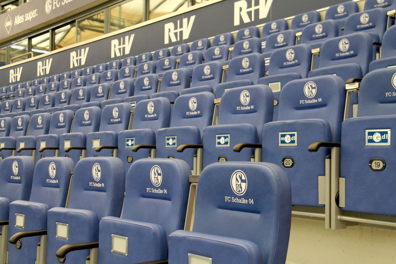 Krzesełka na stadionie Schalke