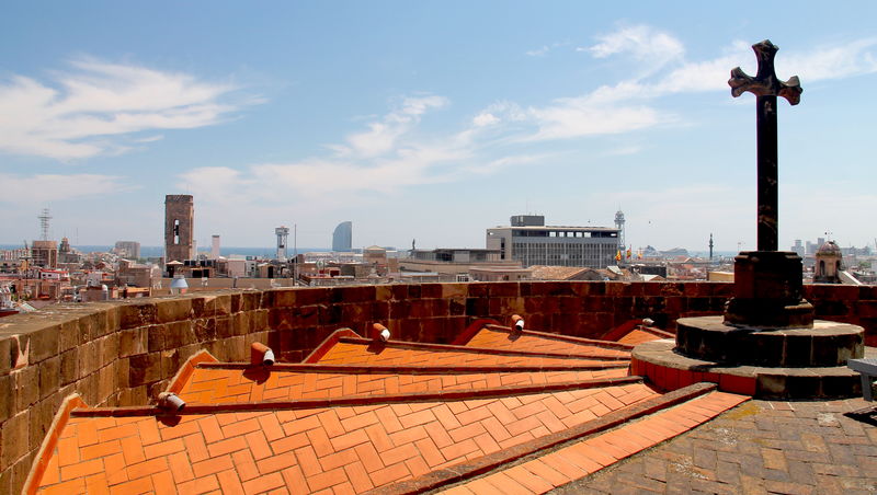 !Na dachu Katedry w Barcelonie