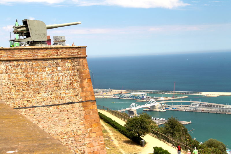 Podczas wizyty na Zamku Castell de Montjuïc w Barcelonie - widoki na miasto