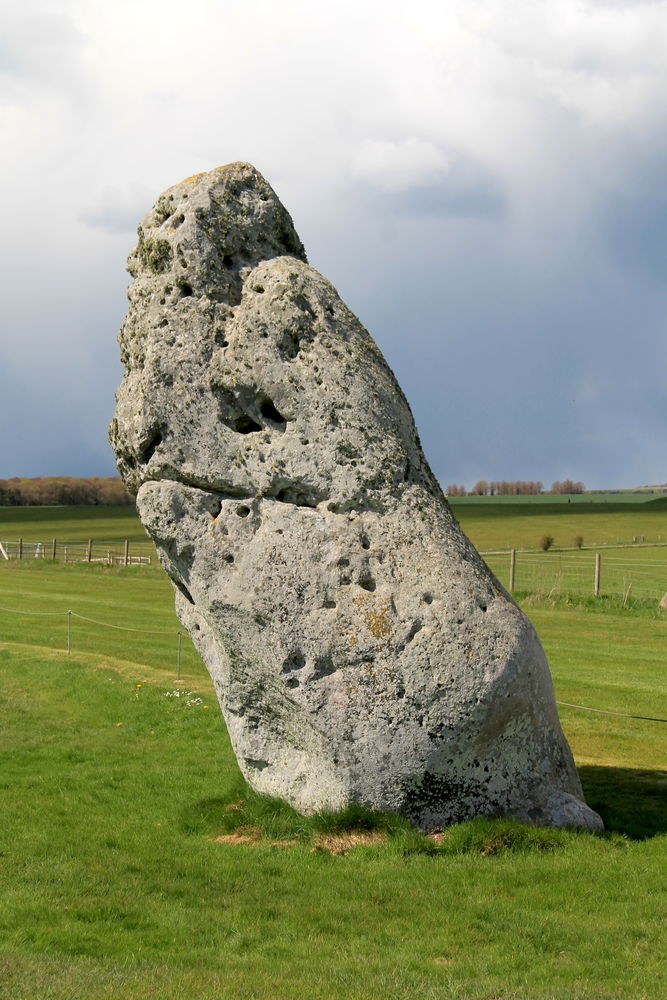 !Kamień piętowy (Heelstone) - Stonehenge w Anglii