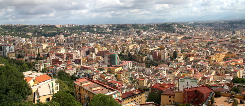 Widok z tarasu Klasztoru Kartuzów San Martino w Neapolu