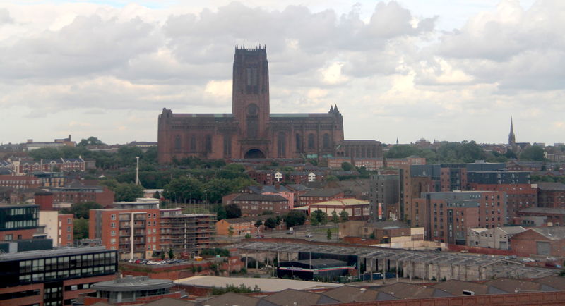 Liverpool - Widok na Katedrę z koła - Wheel Of Liverpool