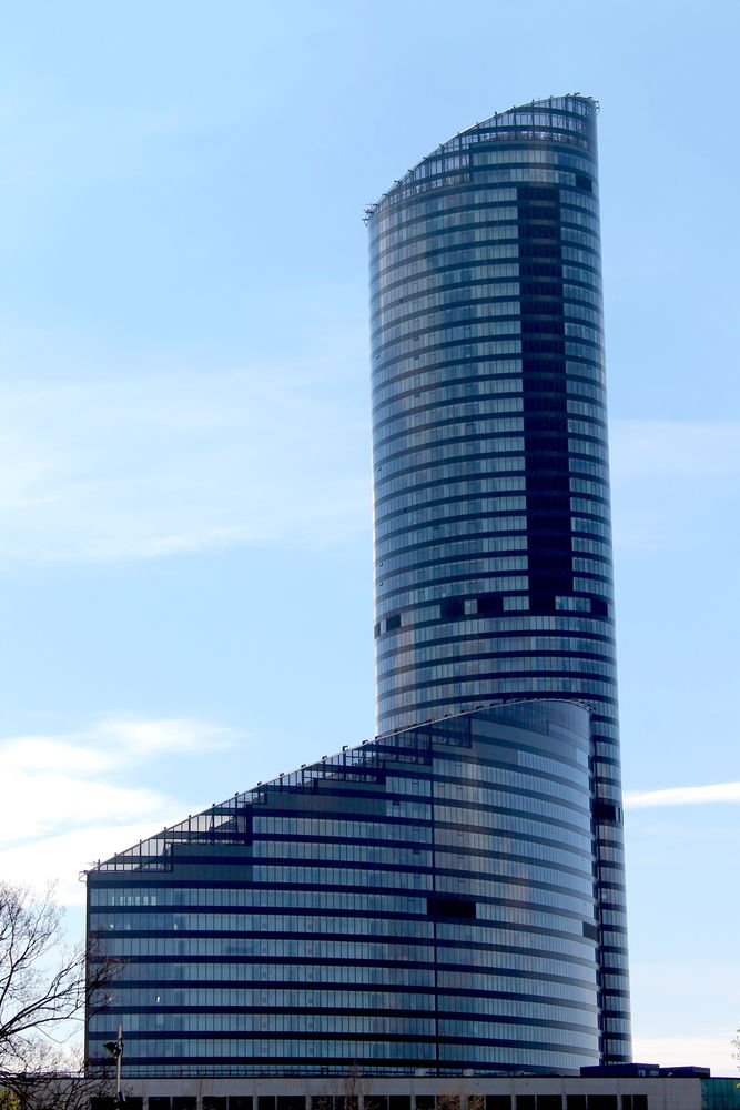 !Sky Tower we Wrocławiu