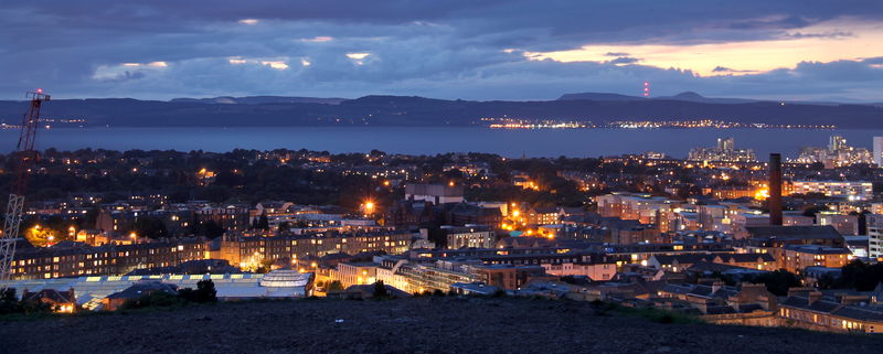 Wieczorna panorama widziana ze wzgórza Calton