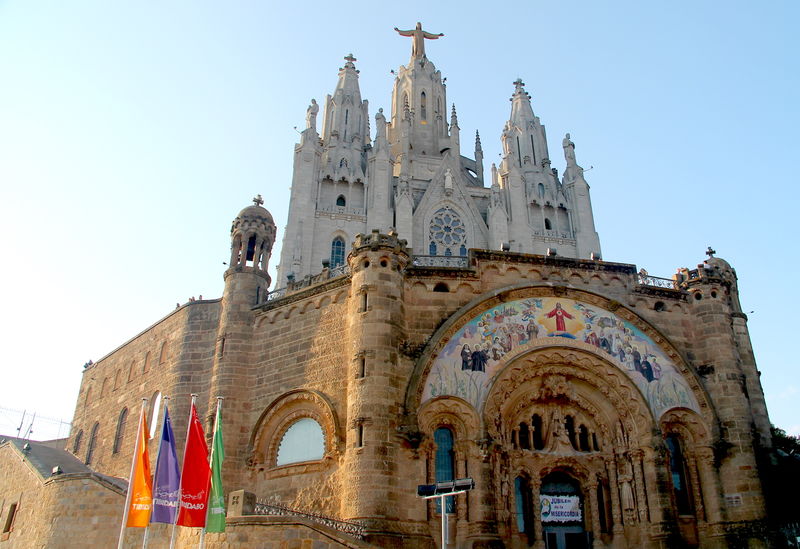 Temple Tibidabo czyli Kościół Serca Jezusowego (Temple Expiatori del Sagrat Cor) w Barcelonie