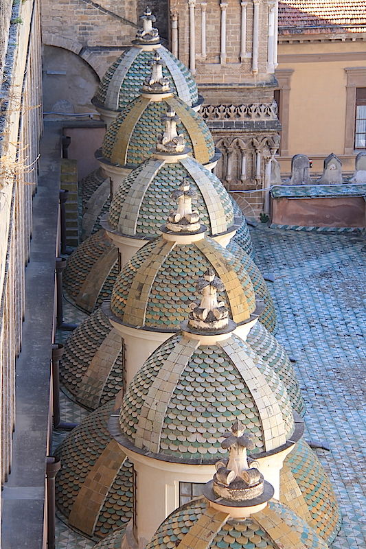 Detale Katedry w Palermo widoczne z dachu
