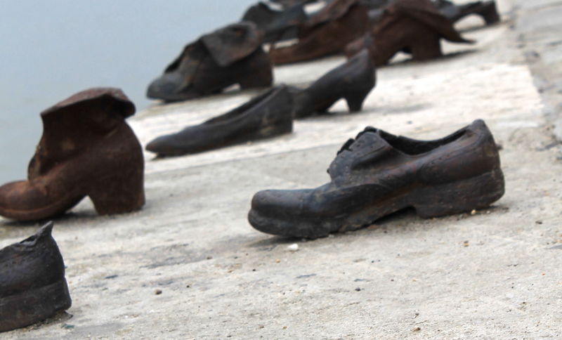 Buty na brzegu Dunaju w Budapeszcie - Pomnik Pamięci Ofiar Holokaustu