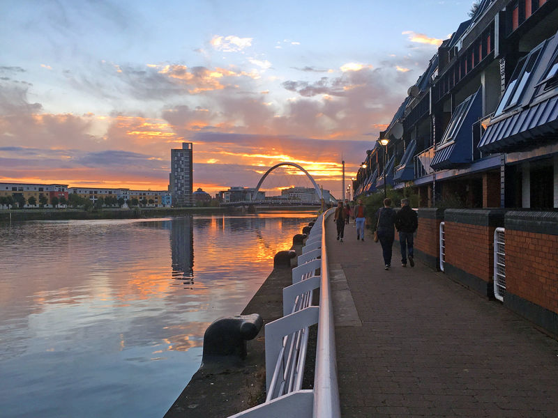 Glasgow - wieczór nad rzeką Clyde