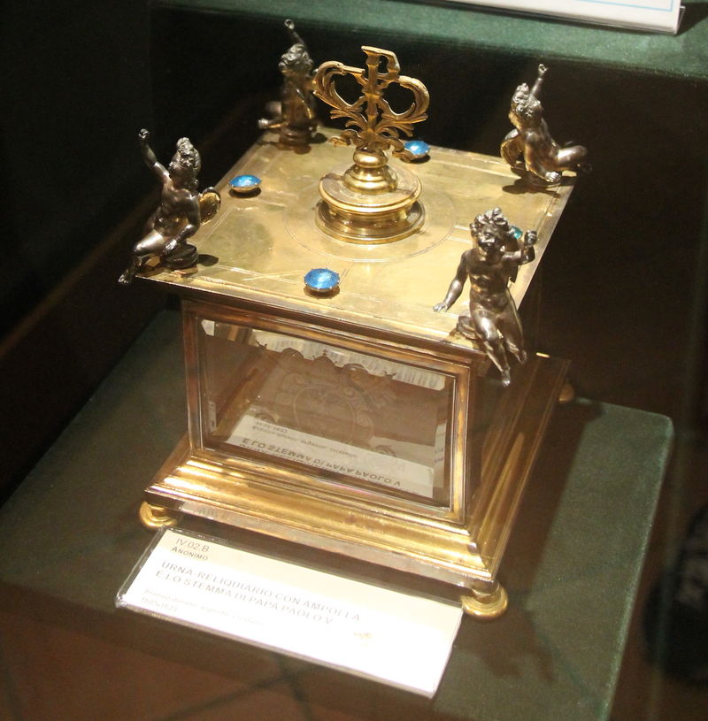 !Relikwiarz Jacka Odrowąża w muzeum skarbca - Bazylika papieska Matki Bożej Większej w Rzymie